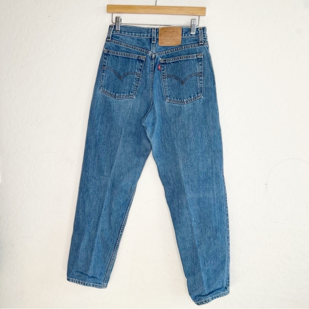 Levi’s 560 Y2K 2001 loose fit straight leg jean medium wash